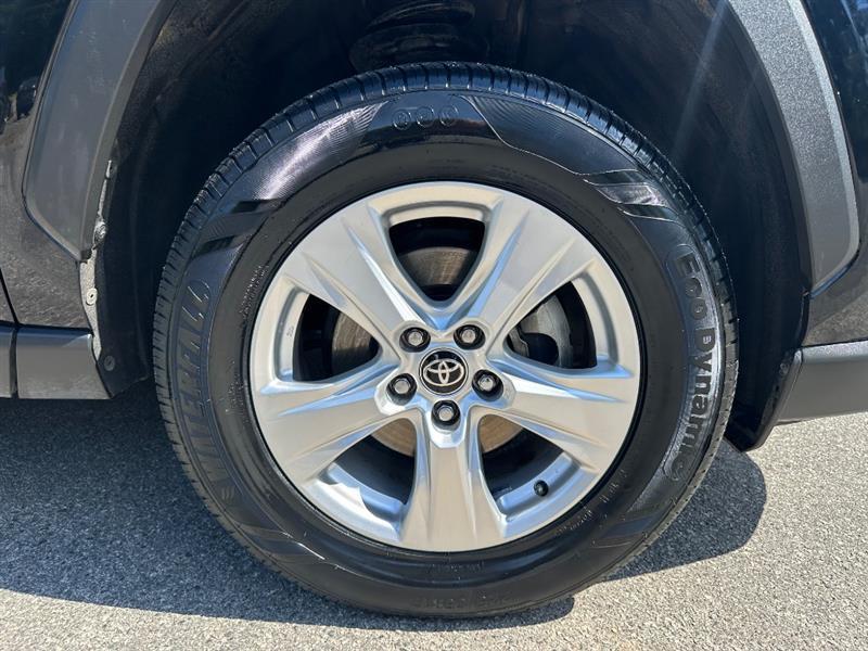 Toyota RAV4 XLE 2021