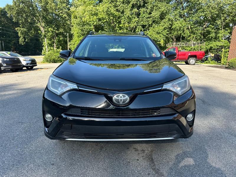 Toyota RAV4 XLE FWD 2018