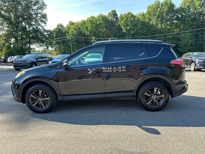 Toyota RAV4 XLE FWD 2018