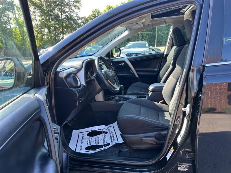 Toyota RAV4 XLE FWD 2018