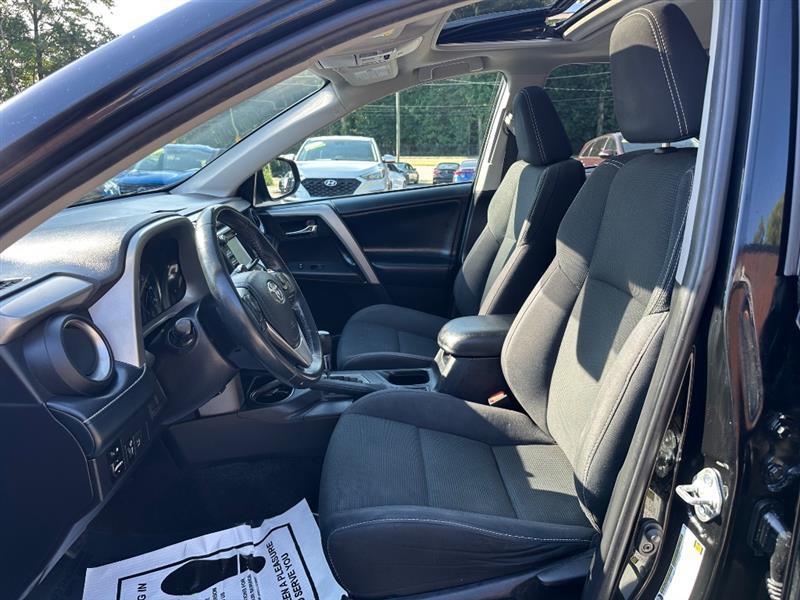 Toyota RAV4 XLE FWD 2018