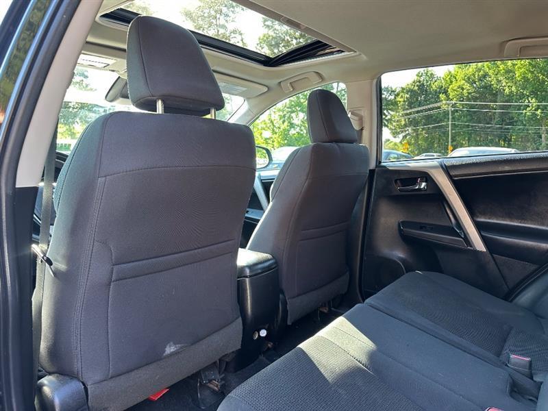 Toyota RAV4 XLE FWD 2018