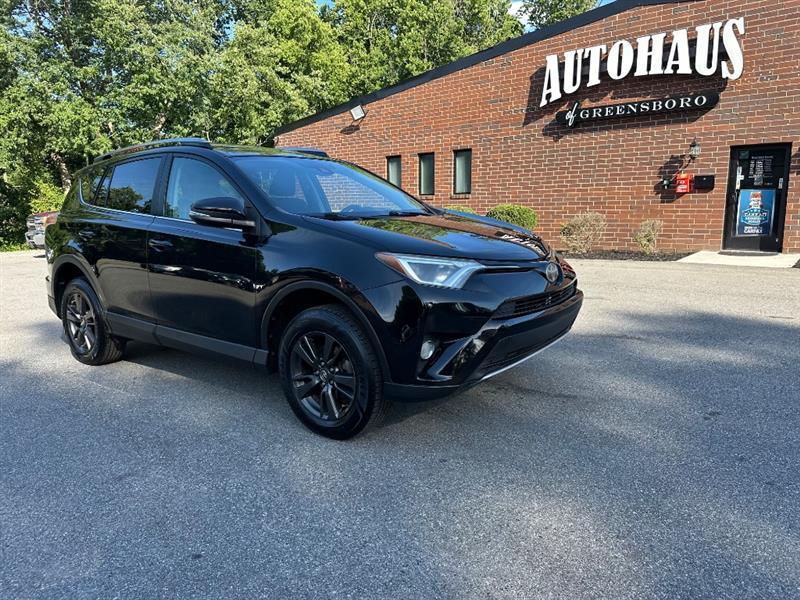 Toyota RAV4 XLE FWD 2018