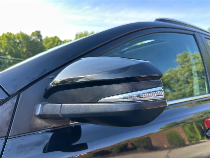 Toyota RAV4 XLE FWD 2018