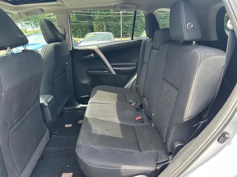 Toyota RAV4 XLE FWD 2018