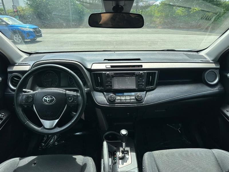 Toyota RAV4 XLE FWD 2018