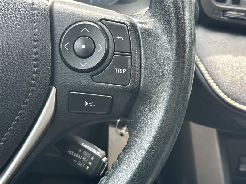 Toyota RAV4 XLE FWD 2018