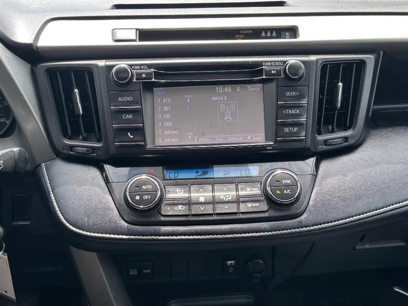 Toyota RAV4 XLE FWD 2018
