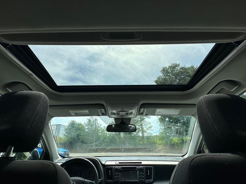 Toyota RAV4 XLE FWD 2018