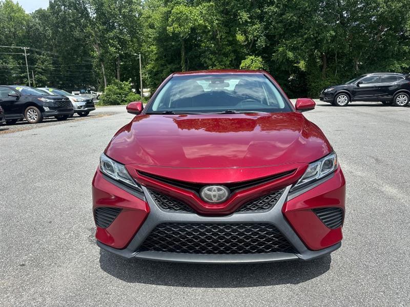 Toyota Camry SE 2018