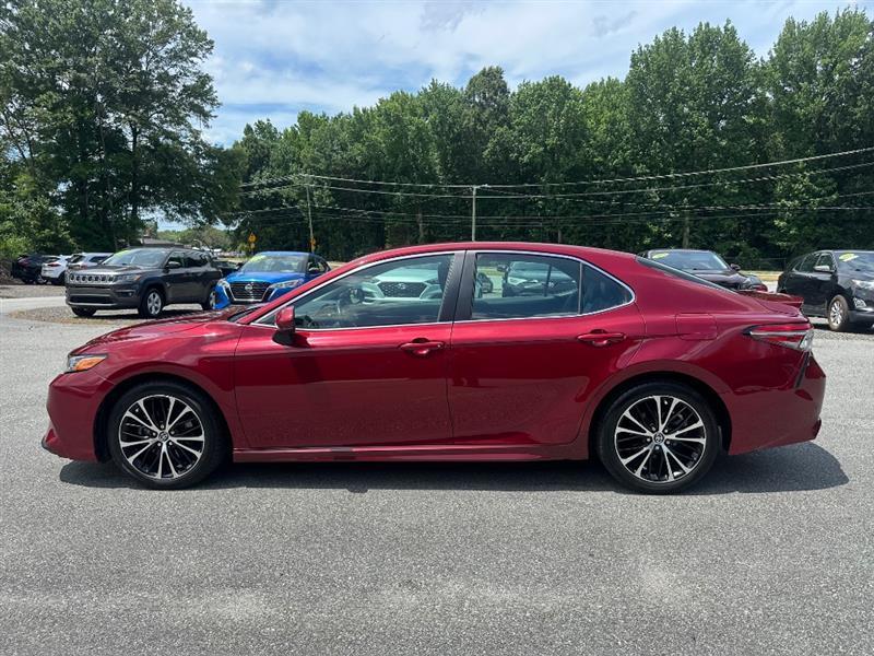 Toyota Camry SE 2018