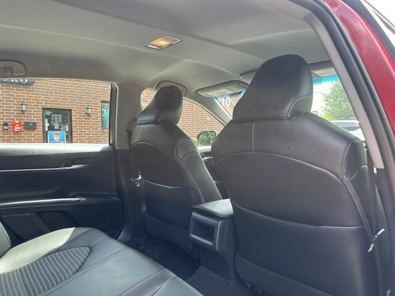 Toyota Camry SE 2018