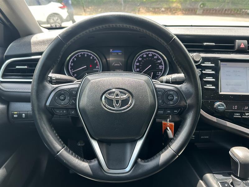 Toyota Camry SE 2018