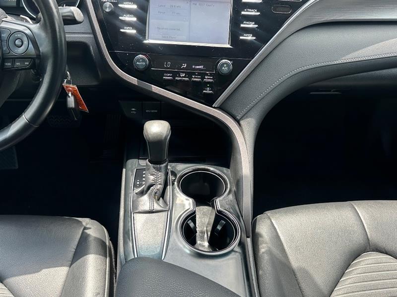 Toyota Camry SE 2018
