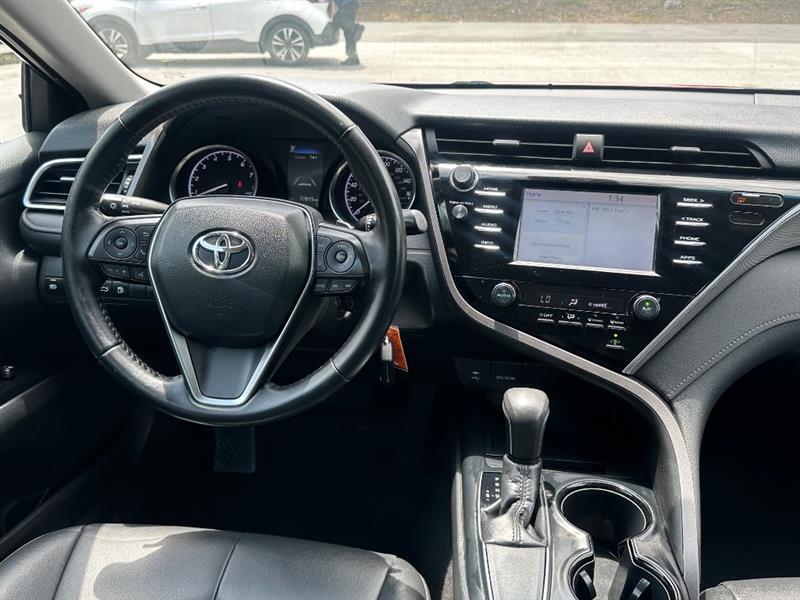 Toyota Camry SE 2018