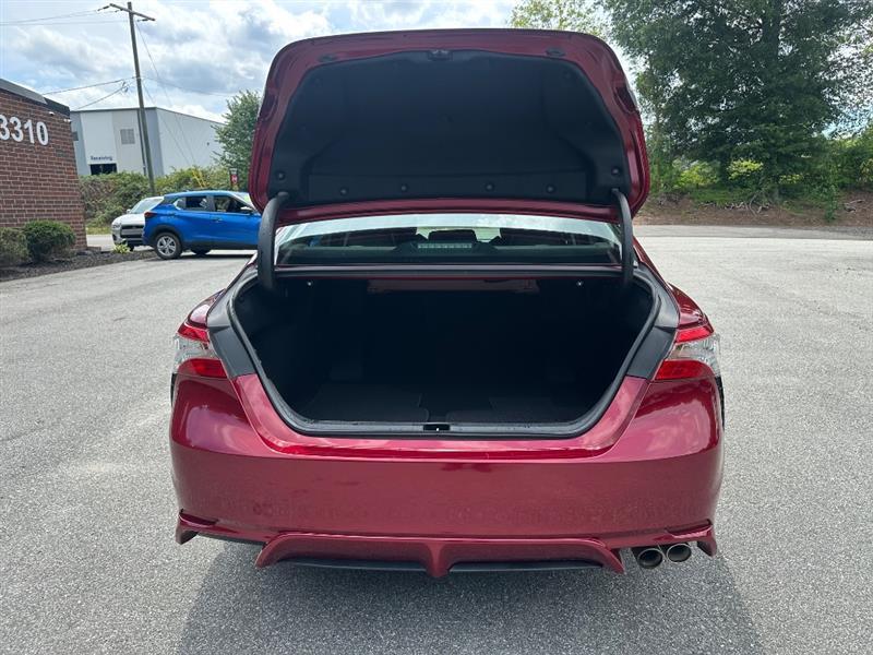 Toyota Camry SE 2018