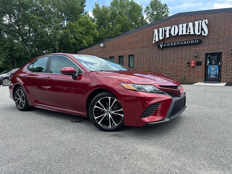 Toyota Camry SE 2018