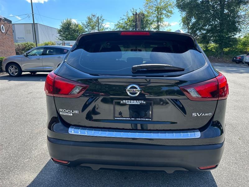 Nissan Rogue Sport SV AWD 2018