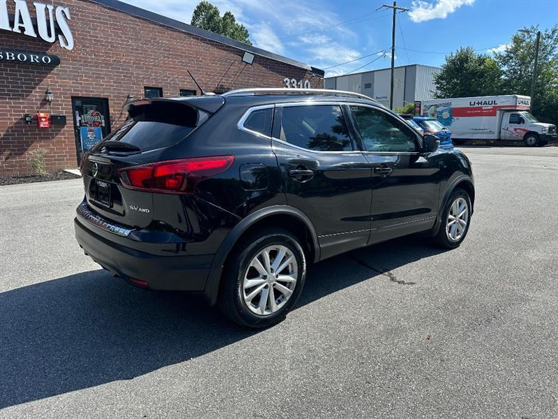Nissan Rogue Sport SV AWD 2018