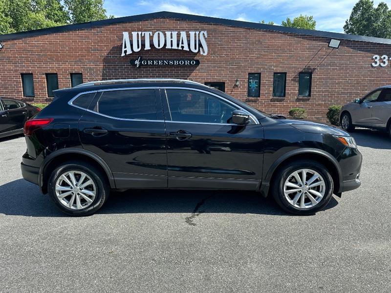 Nissan Rogue Sport SV AWD 2018