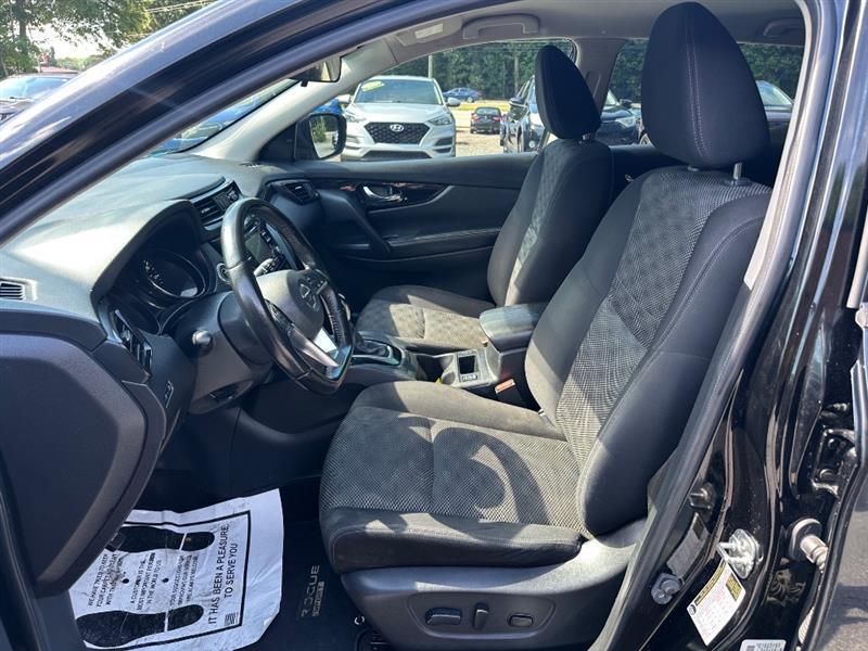 Nissan Rogue Sport SV AWD 2018