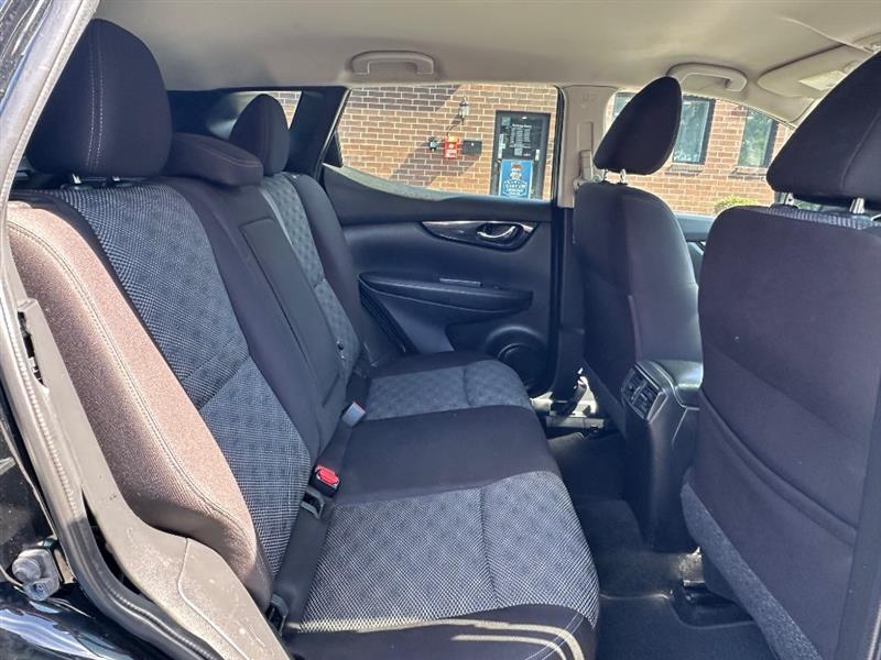 Nissan Rogue Sport SV AWD 2018