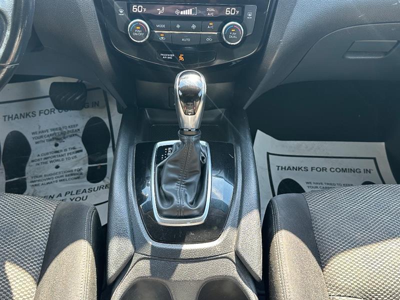 Nissan Rogue Sport SV AWD 2018