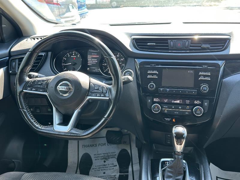Nissan Rogue Sport SV AWD 2018