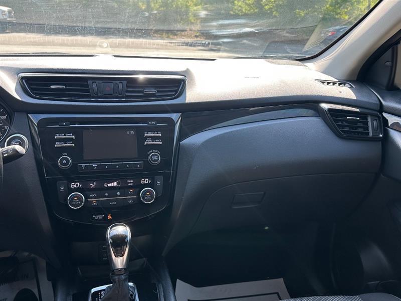 Nissan Rogue Sport SV AWD 2018