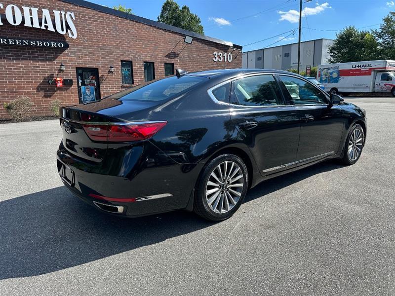 Kia Cadenza Premium 2019