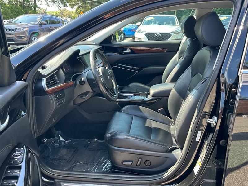 Kia Cadenza Premium 2019