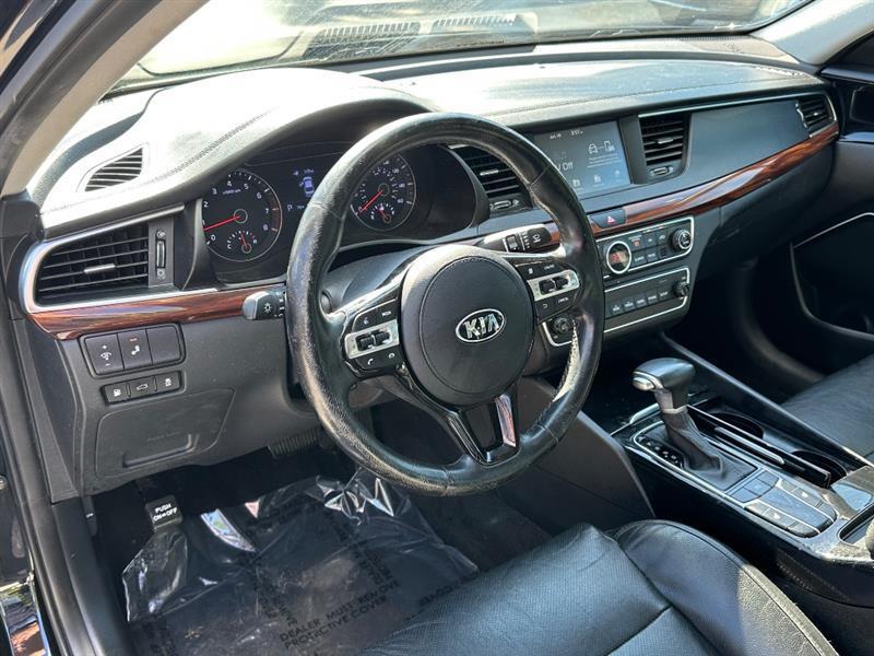 Kia Cadenza Premium 2019