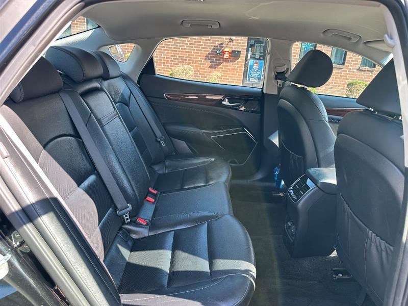Kia Cadenza Premium 2019