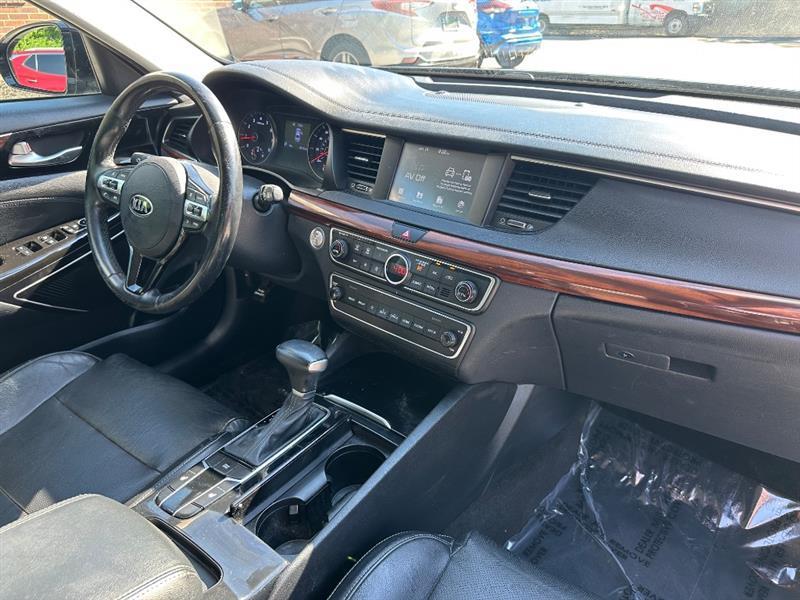 Kia Cadenza Premium 2019