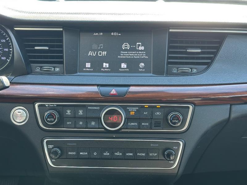 Kia Cadenza Premium 2019