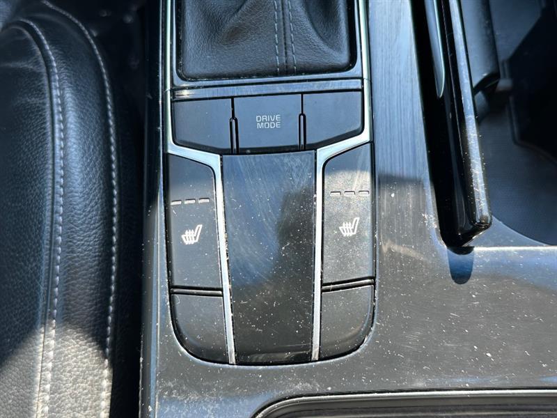 Kia Cadenza Premium 2019