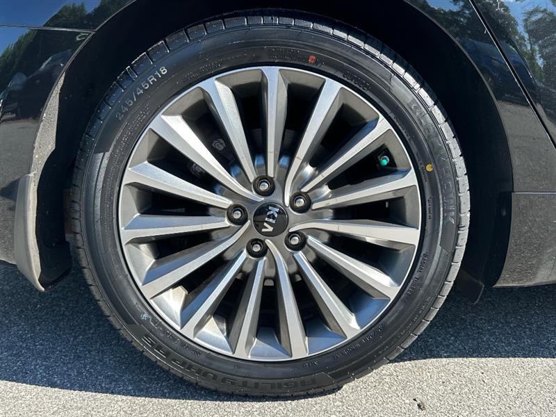Kia Cadenza Premium 2019