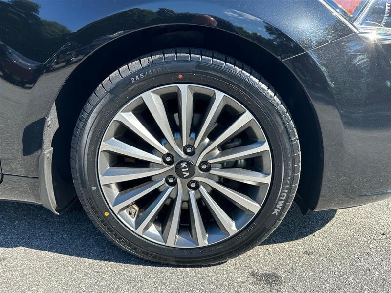 Kia Cadenza Premium 2019