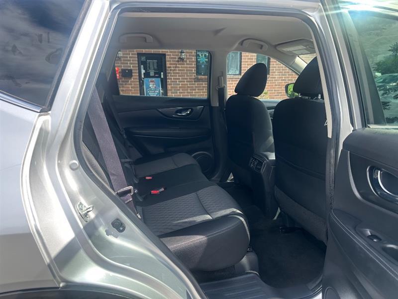 Nissan Rogue SV AWD 2017