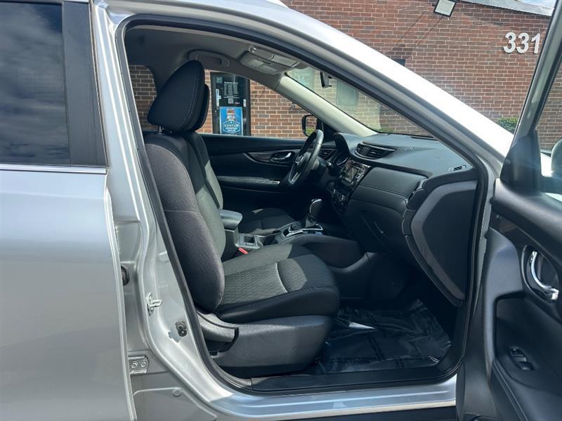 Nissan Rogue SV AWD 2017