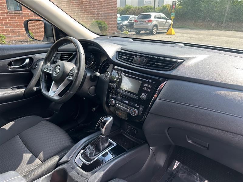 Nissan Rogue SV AWD 2017
