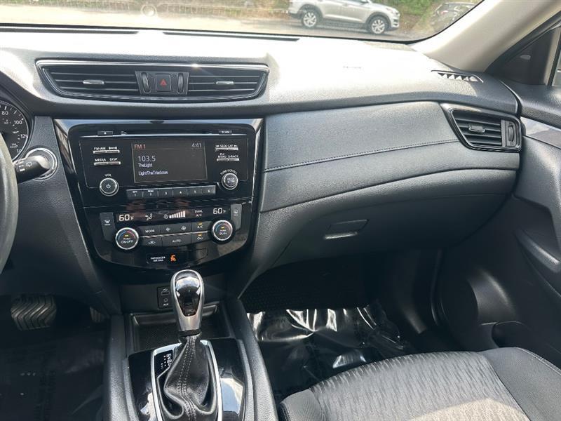 Nissan Rogue SV AWD 2017