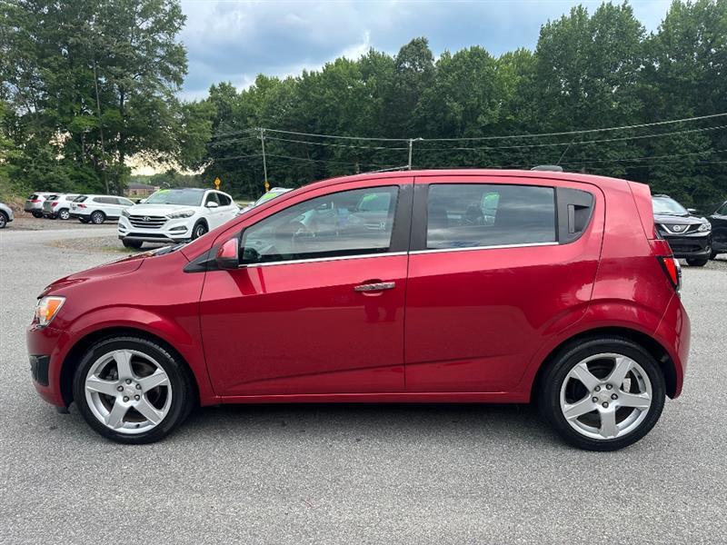 Chevrolet Sonic LTZ Auto 5-Door 2015