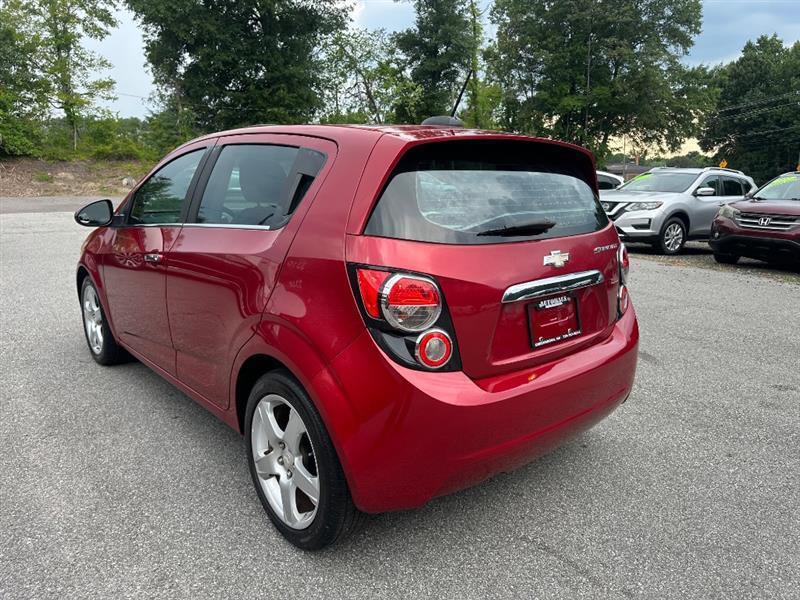Chevrolet Sonic LTZ Auto 5-Door 2015
