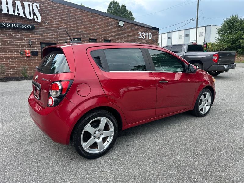 Chevrolet Sonic LTZ Auto 5-Door 2015