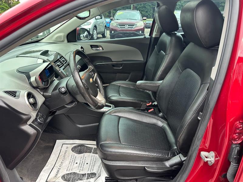 Chevrolet Sonic LTZ Auto 5-Door 2015
