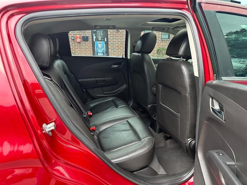 Chevrolet Sonic LTZ Auto 5-Door 2015