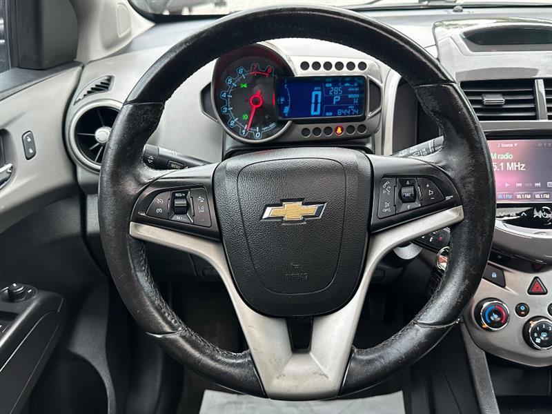 Chevrolet Sonic LTZ Auto 5-Door 2015