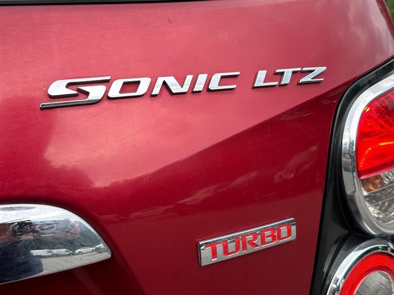 Chevrolet Sonic LTZ Auto 5-Door 2015
