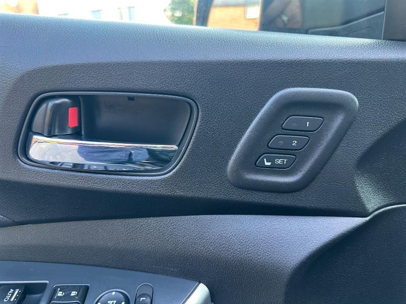 Honda CR-V Touring 2WD 2015